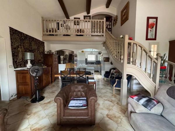 Vente Villa 4 pièces 112 m2 à Roquebrune-sur-Argens