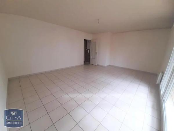 Appartement à louer 2 pièces 56.17m²