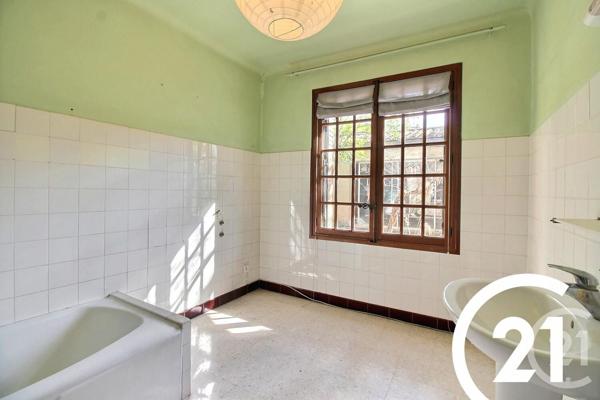 Maison à vendre  7 pièces - 153 m2 ROBION - 84