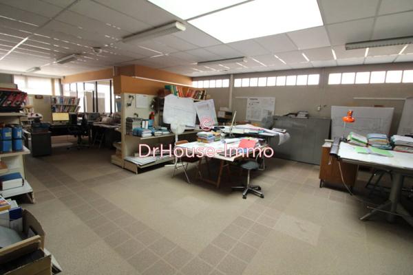 Bureau à vendre 4 pièces de 330 m²