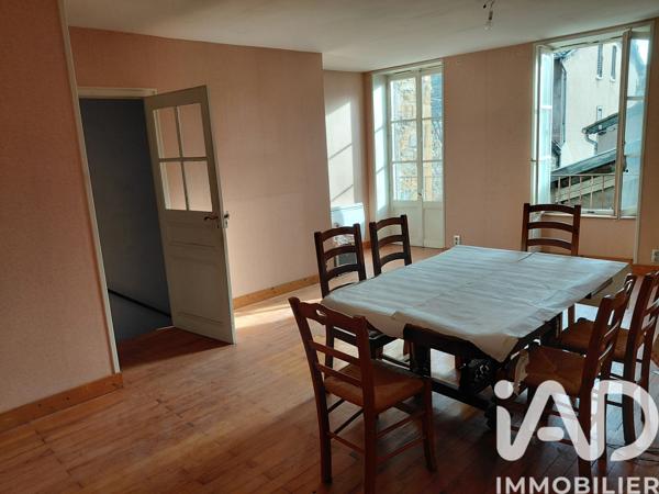 Immeuble à vendre 200 m² Sain-Bel