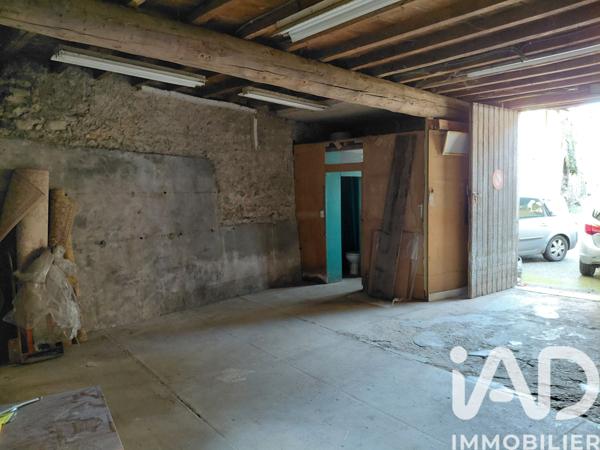 Immeuble à vendre 200 m² Sain-Bel