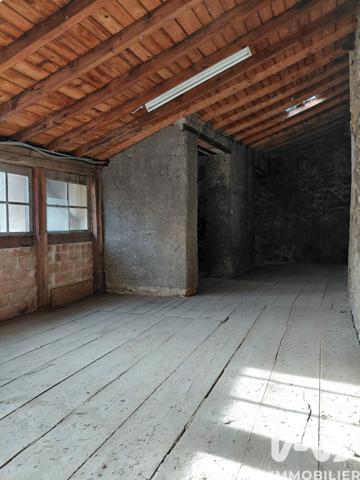 Immeuble à vendre 200 m² Sain-Bel