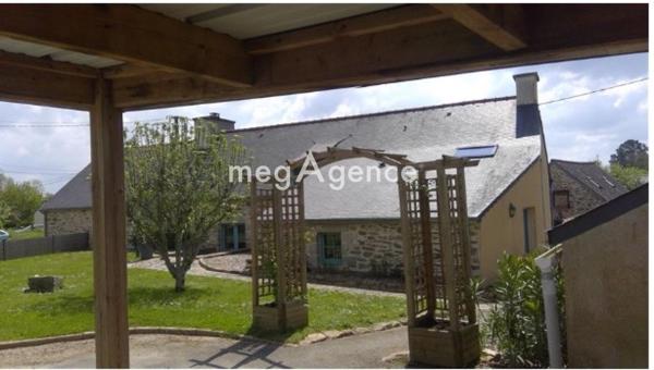 Maison à QUIMPERLE, 29300 - 6 pièces 216m²