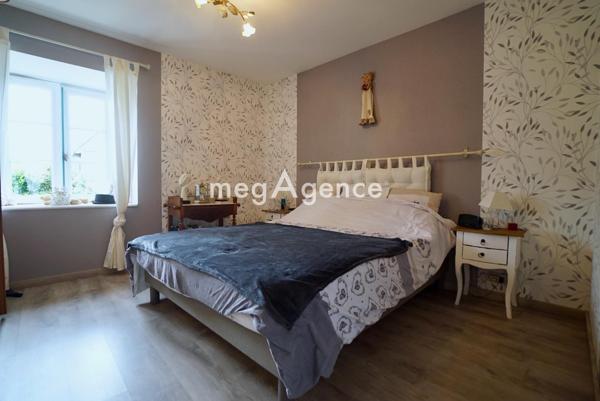 Maison à QUIMPERLE, 29300 - 6 pièces 216m²