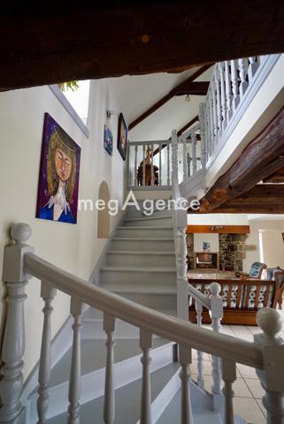 Maison à QUIMPERLE, 29300 - 6 pièces 216m²