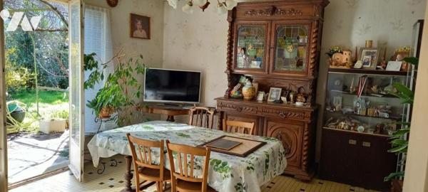 TOURS NORD - PLAIN PIED NON MITOYEN - 4 CHAMBRES- 2 GARAGES