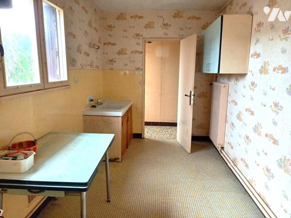 TOURS NORD - PLAIN PIED NON MITOYEN - 4 CHAMBRES- 2 GARAGES - GRANDE CAVE