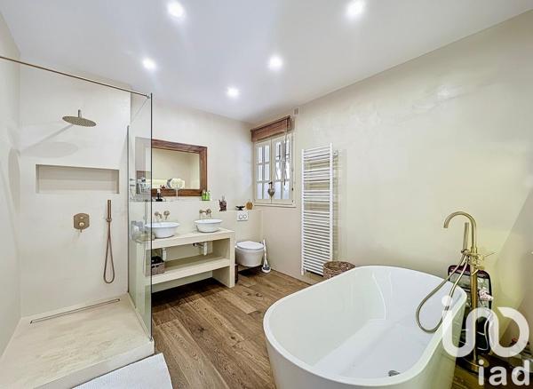 Maison à vendre 6 pièces 270 m² Montauroux