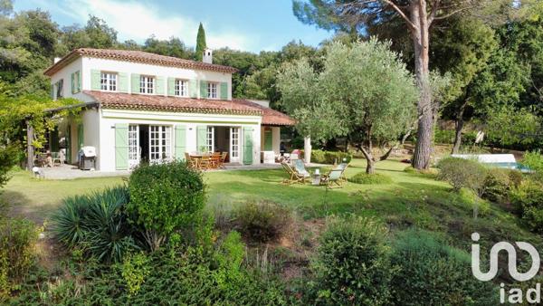 Maison à vendre 6 pièces 270 m² Montauroux