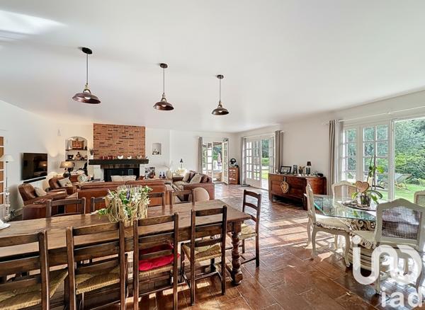 Maison à vendre 6 pièces 270 m² Montauroux