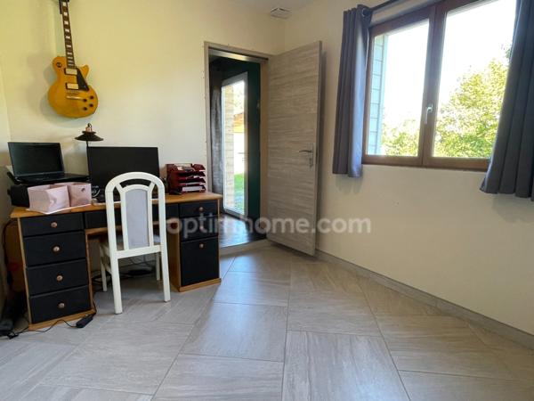 Maison RT2012 de 155m2 sur 5180 m2 de terrain