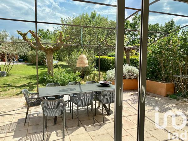 Maison à vendre 7 pièces 177 m² Aix-en-Provence