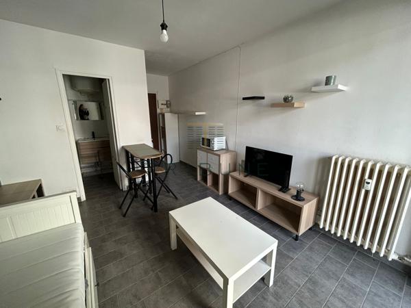 Appartement 1 pièce(s) 17.57 m²