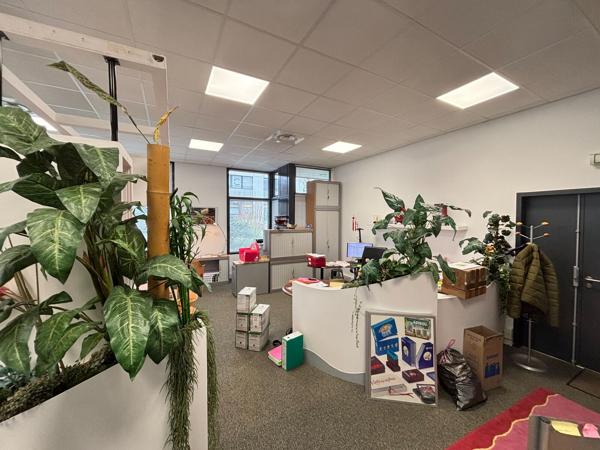 BUREAUX A LOUER NANTES -131 M2-PARC DU PERRAY