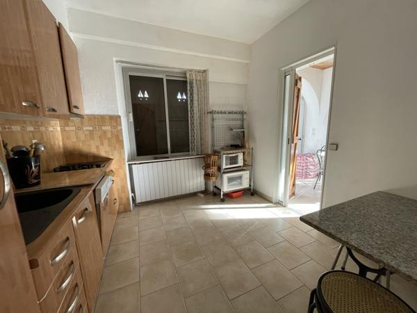 A saisir maison type T5 sur 1105m2 de terrain