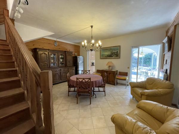 A saisir maison type T5 sur 1105m2 de terrain