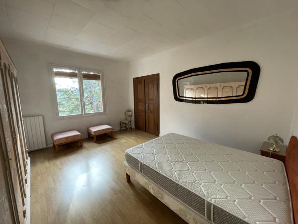 A saisir maison type T5 sur 1105m2 de terrain