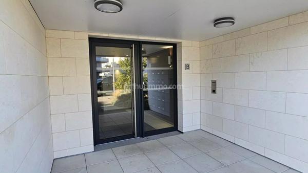 Vente                                                      Appartement
                        
                     3 pièces                      55 m2                     à Caen