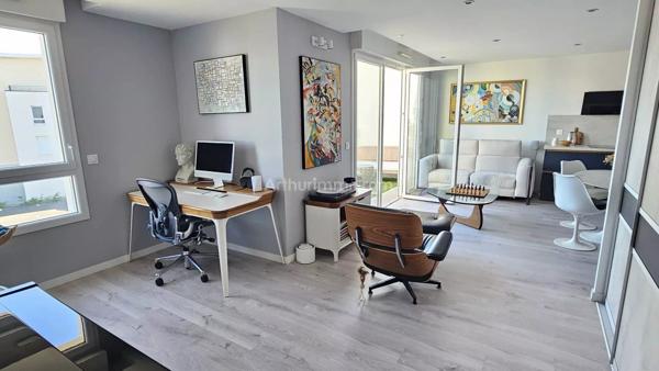 Vente                                                      Appartement
                        
                     3 pièces                      55 m2                     à Caen