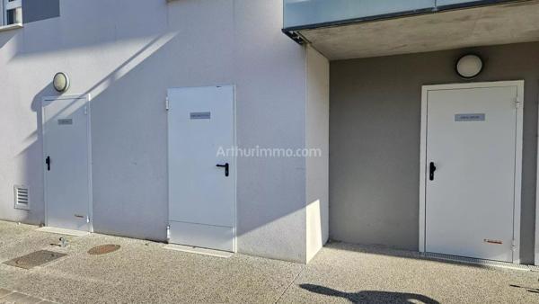 Vente                                                      Appartement
                        
                     3 pièces                      55 m2                     à Caen