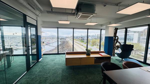 PLATEAUX DE BUREAUX 300 M² PORT DE COMMERCE