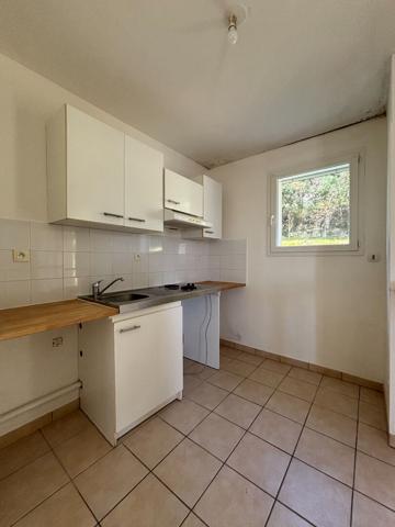 Appartement T2 avec Jardin, Parking et Cave