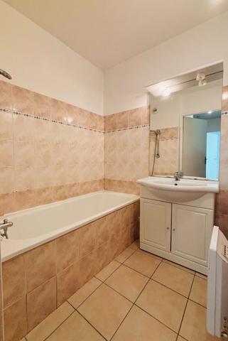Appartement T2 avec Jardin, Parking et Cave