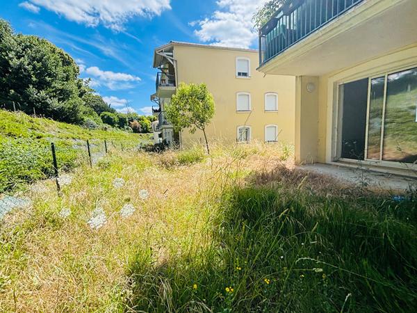 Appartement T2 avec Jardin, Parking et Cave