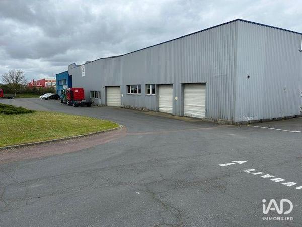 Boutique/Local commercial à vendre 1 200 m² Carpiquet