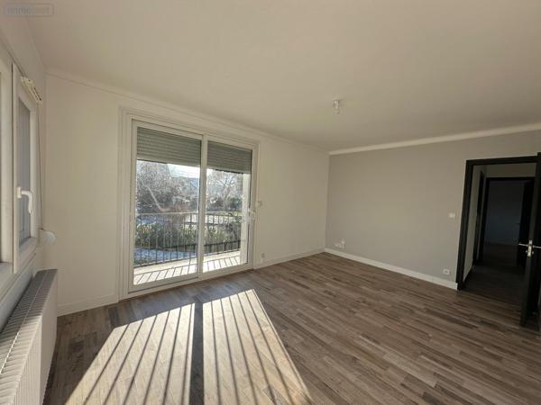 Maison à vendre à Dole dans le Jura (39100), ref : DOLE / RC   
BEDUGUE