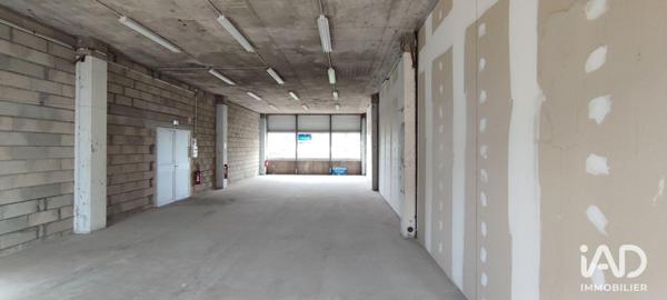 Location hangar 113 m² Besançon