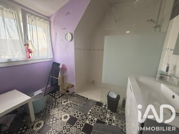 Maison à vendre 5 pièces 133 m² Caudebec-lès-Elbeuf