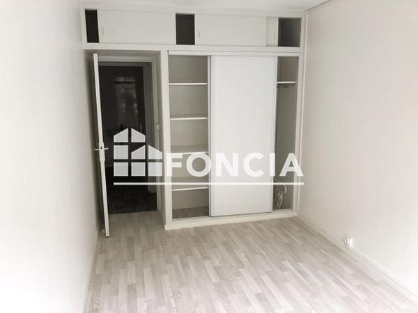 Location Appartement 3 pièces 61.9 m² - 8 RUE LOUIS MIRAULT Tours 37000