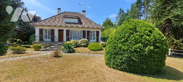 SAINT-GEORGES MONTCOCQ - MAISON F6