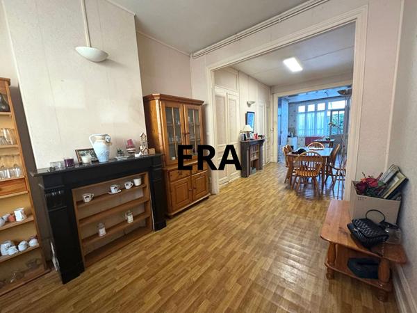 Maison mitoyenne de 83m2, 2 chambres et jardin sur CALAIS