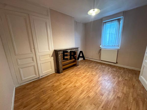 Maison mitoyenne de 83m2, 2 chambres et jardin sur CALAIS