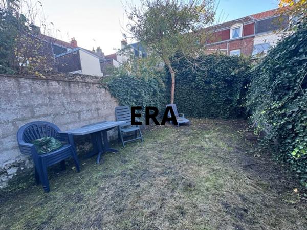 Maison mitoyenne de 83m2, 2 chambres et jardin sur CALAIS