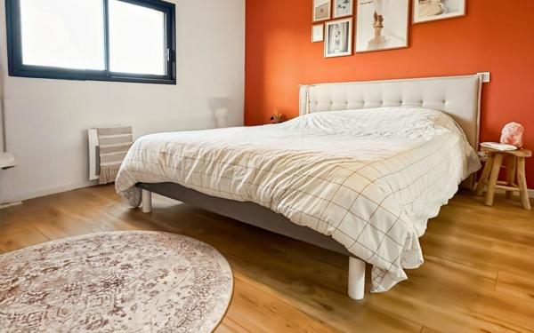 Maison à vendre    5 pièces • 155 m2 Revelles