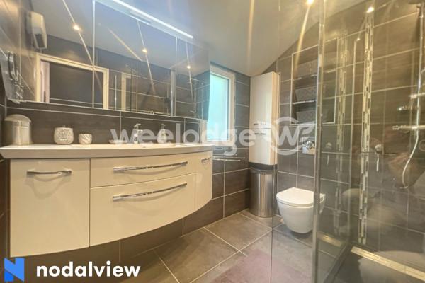 Maison à vendre 8 pièces de 163 m² à Jouy-le-Moutier