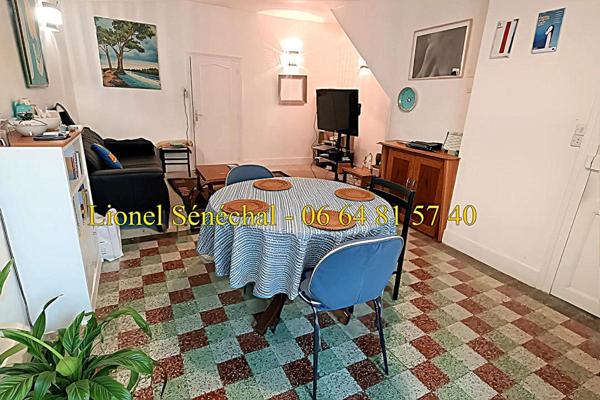 Maison de 5 pièces de 115 m2  sur une parcelle de plus de 500 m2