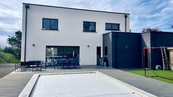 MAISON A VENDRE - 7 pièces 178 m²