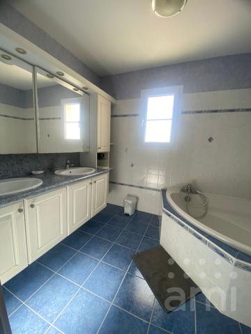 Maison Aiffres 7 pièces -158 m2