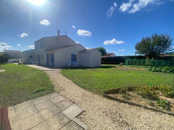 Maison Aiffres 7 pièces -158 m2