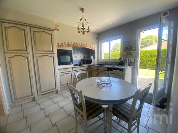 Maison Aiffres 7 pièces -158 m2