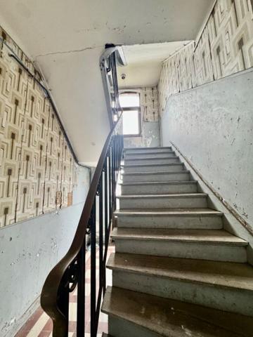 Immeuble Albert 16 pièce(s) 326 m2 . Bâtiment chargé d'histoire , Idéal  pour investisseur ou marchand de biens