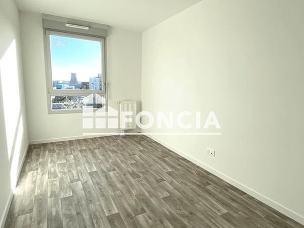 Location Appartement 3 pièces 67.5 m² - 4 RUE JEAN JAURES Colombelles 14460