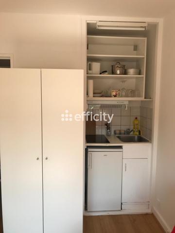 Appartement
         1 pièce
        - 13 m² 97 000 € *