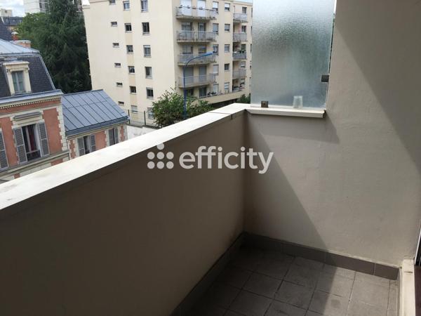 Appartement
         1 pièce
        - 13 m² 97 000 € *