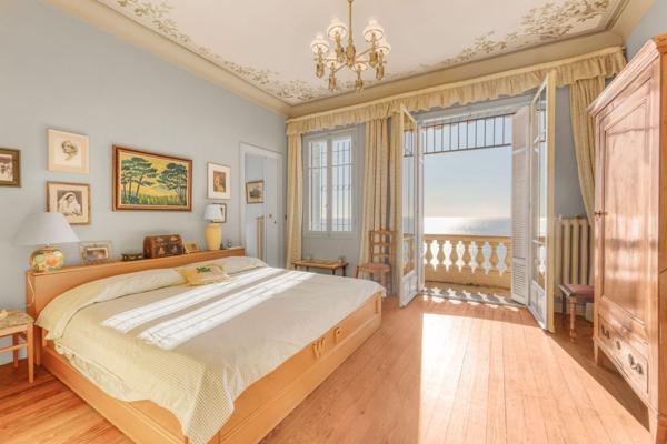 Vente Maison bourgeoise Roquebrune-Cap-Martin 12 Pièces 320 m²